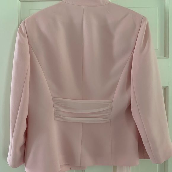 Evan Picone Two Piece Suit - Picture 3 of 6